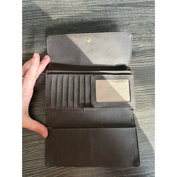 Michael Kors Jet Set Brown Monogram Checkbook Wallet - Picture 8 of 11